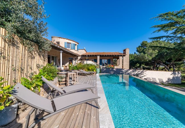 Villa à Frontignan - Frontignan - Mas au milieu des Vignes - piscine Villa à Frontignan - Frontignan - Mas au milieu des Vignes - piscine