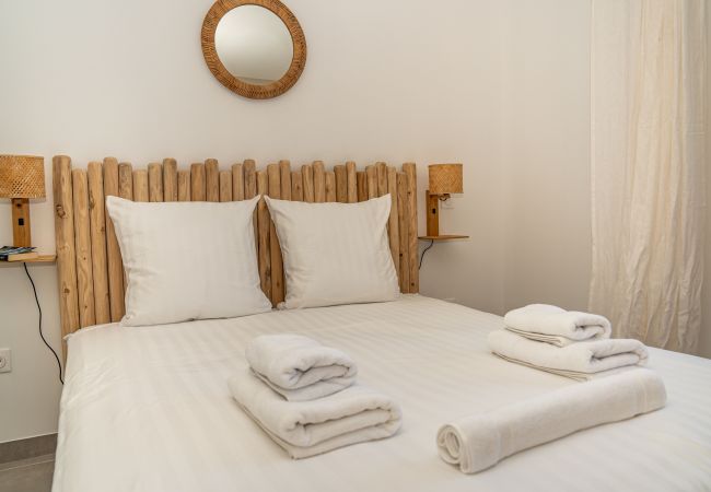 Appartement à Sète - Sète, Beau T4, proche plages, terrasse et parking Appartement à Sète - Sète, Beau T4, proche plages, terrasse et parking