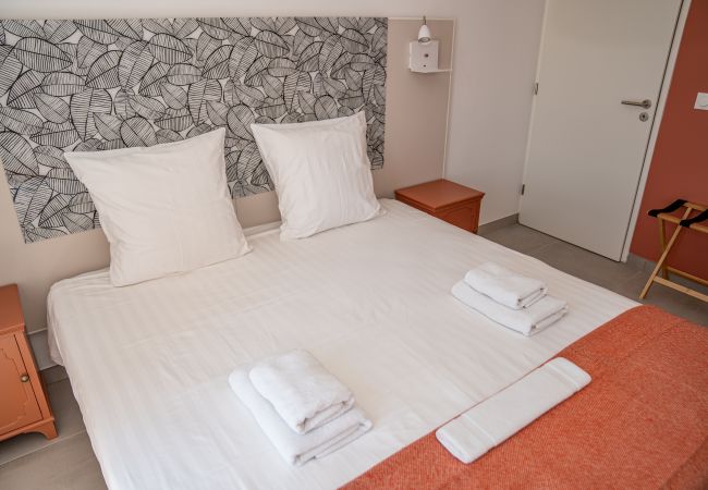 Appartement à Sète - Sète, Beau T4, proche plages, terrasse et parking Appartement à Sète - Sète, Beau T4, proche plages, terrasse et parking