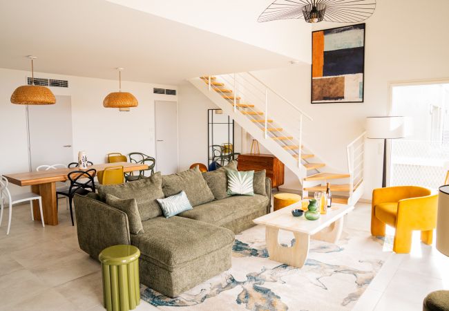 Appartement à Sète - Superbe appartement en Duplex pour 8 personnes Appartement à Sète - Superbe appartement en Duplex pour 8 personnes