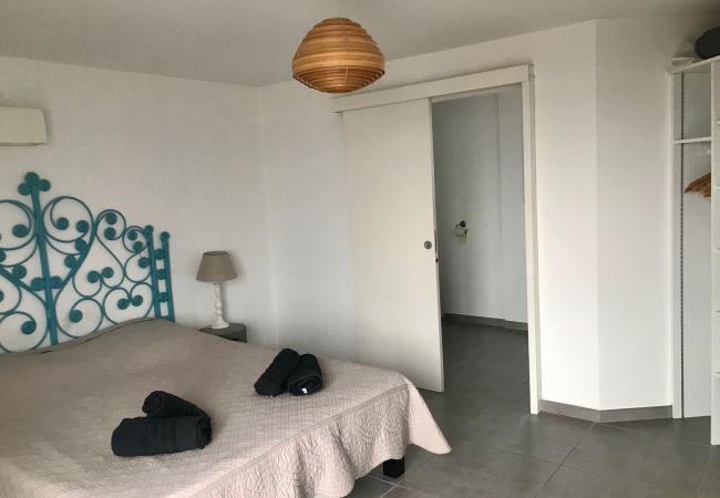 Villa à Sète - Villa en 1ère ligne sur l’Étang de Thau – Piscine Villa à Sète - Villa en 1ère ligne sur l’Étang de Thau – Piscine