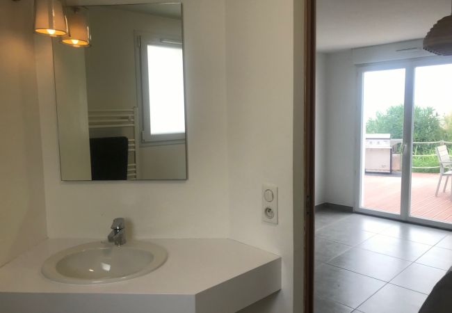 Villa à Sète - Villa en 1ère ligne sur l’Étang de Thau – Piscine Villa à Sète - Villa en 1ère ligne sur l’Étang de Thau – Piscine