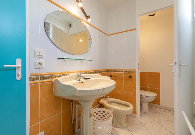 Appartement à Frontignan - REVE DE MER, Duplex 6 pers en bord de plage. Appartement à Frontignan - REVE DE MER, Duplex 6 pers en bord de plage.