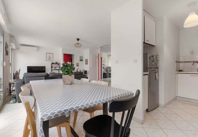 Appartement à Frontignan - REVE DE MER, Duplex 6 pers en bord de plage. Appartement à Frontignan - REVE DE MER, Duplex 6 pers en bord de plage.