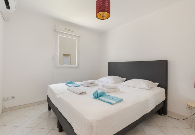 Appartement à Frontignan - REVE DE MER, Duplex 6 pers en bord de plage. Appartement à Frontignan - REVE DE MER, Duplex 6 pers en bord de plage.