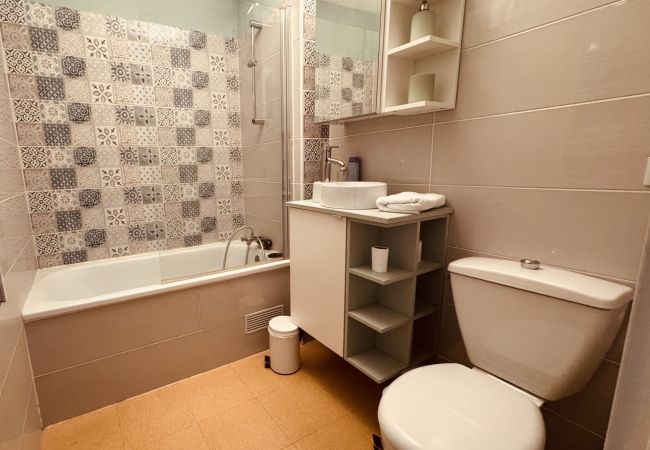 Appartement à Sète - Sète – T2 avec piscine, parking – 2 pas des plages Appartement à Sète - Sète – T2 avec piscine, parking – 2 pas des plages