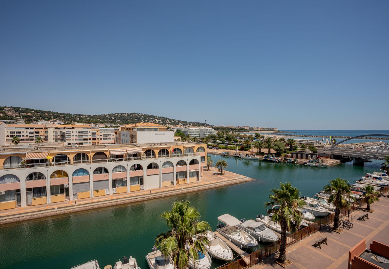 Appartement à Sète - T3 renové à deux pas des plages - terrasse