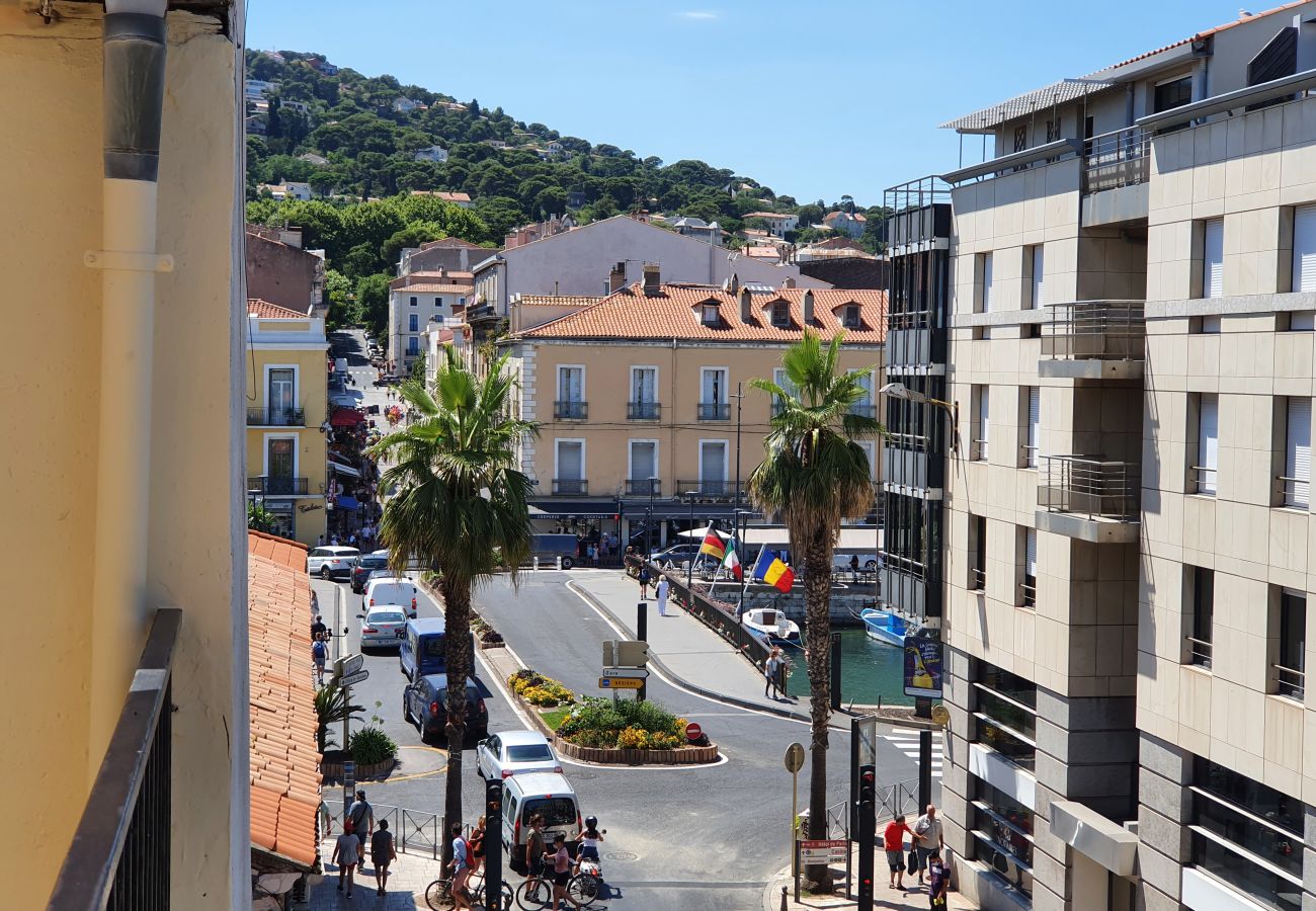 Townhouse in Sète - Triplex avec terrasse en rooftop, au coeur de Sète