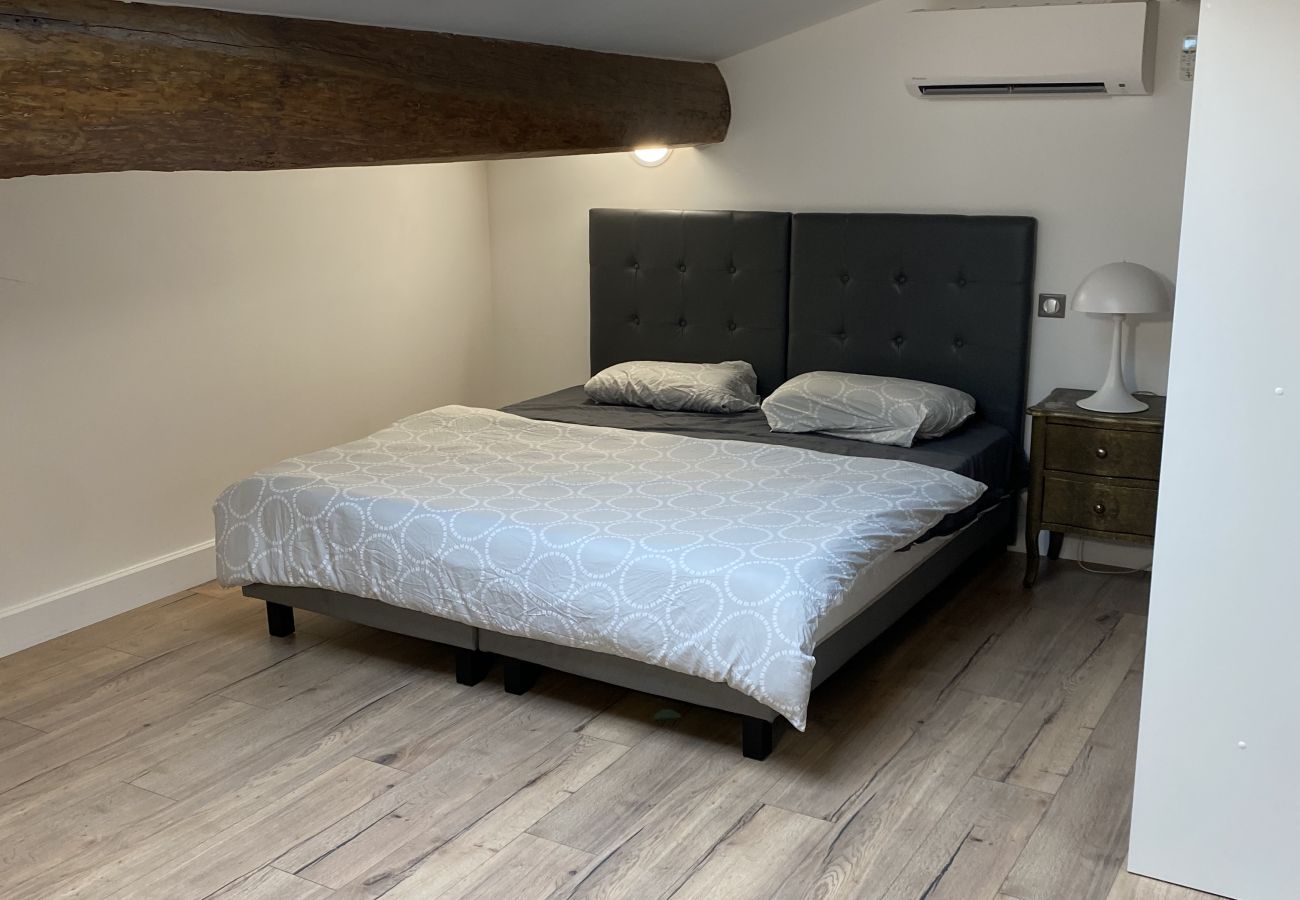 Rent by room in Frontignan - Frontignan - Studio n°7 en co-living.