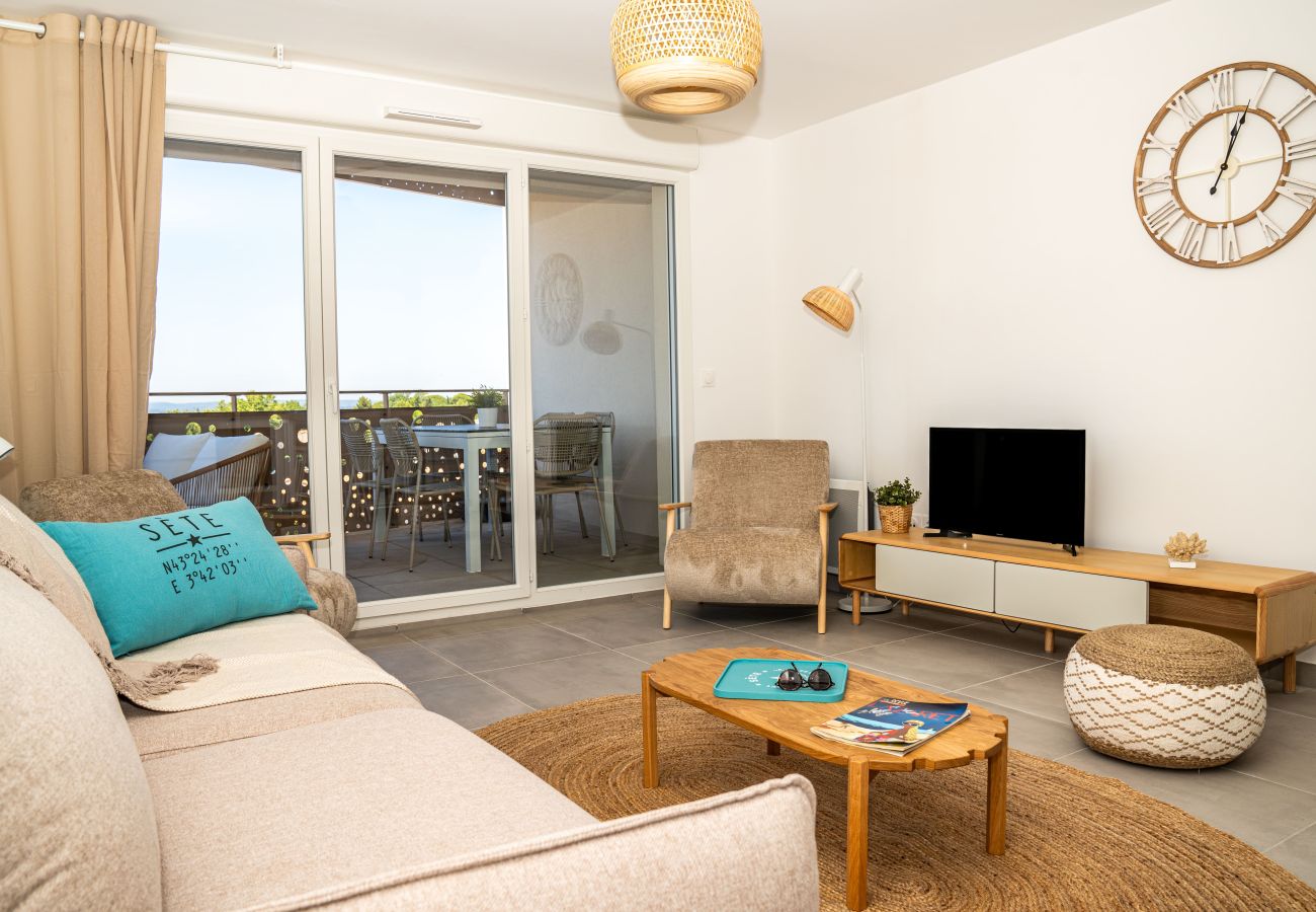 Apartment in Sète - Sète, Beau T4, proche plages, terrasse et parking