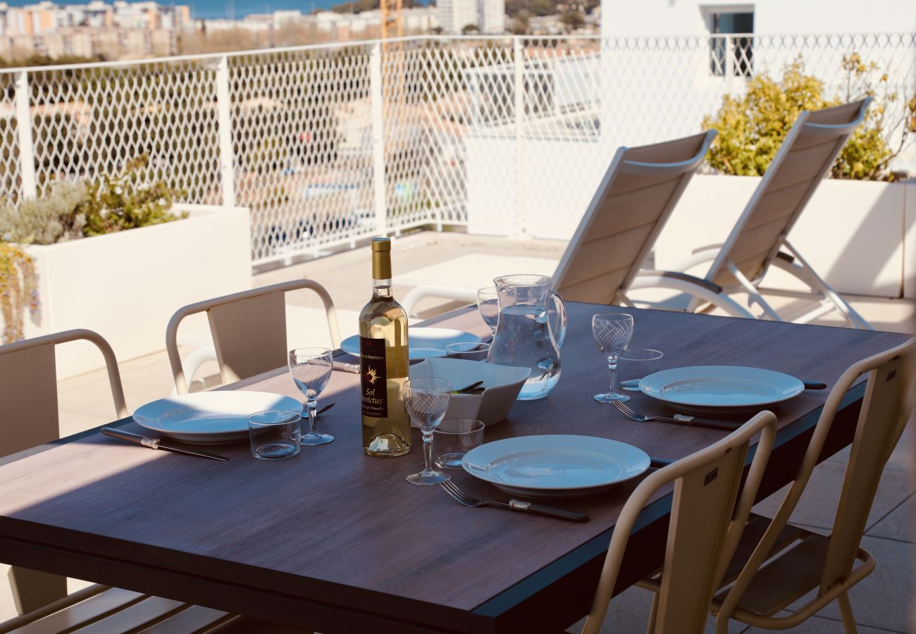 Apartment in Sète - Duplex de standing face à l’étang de Thau